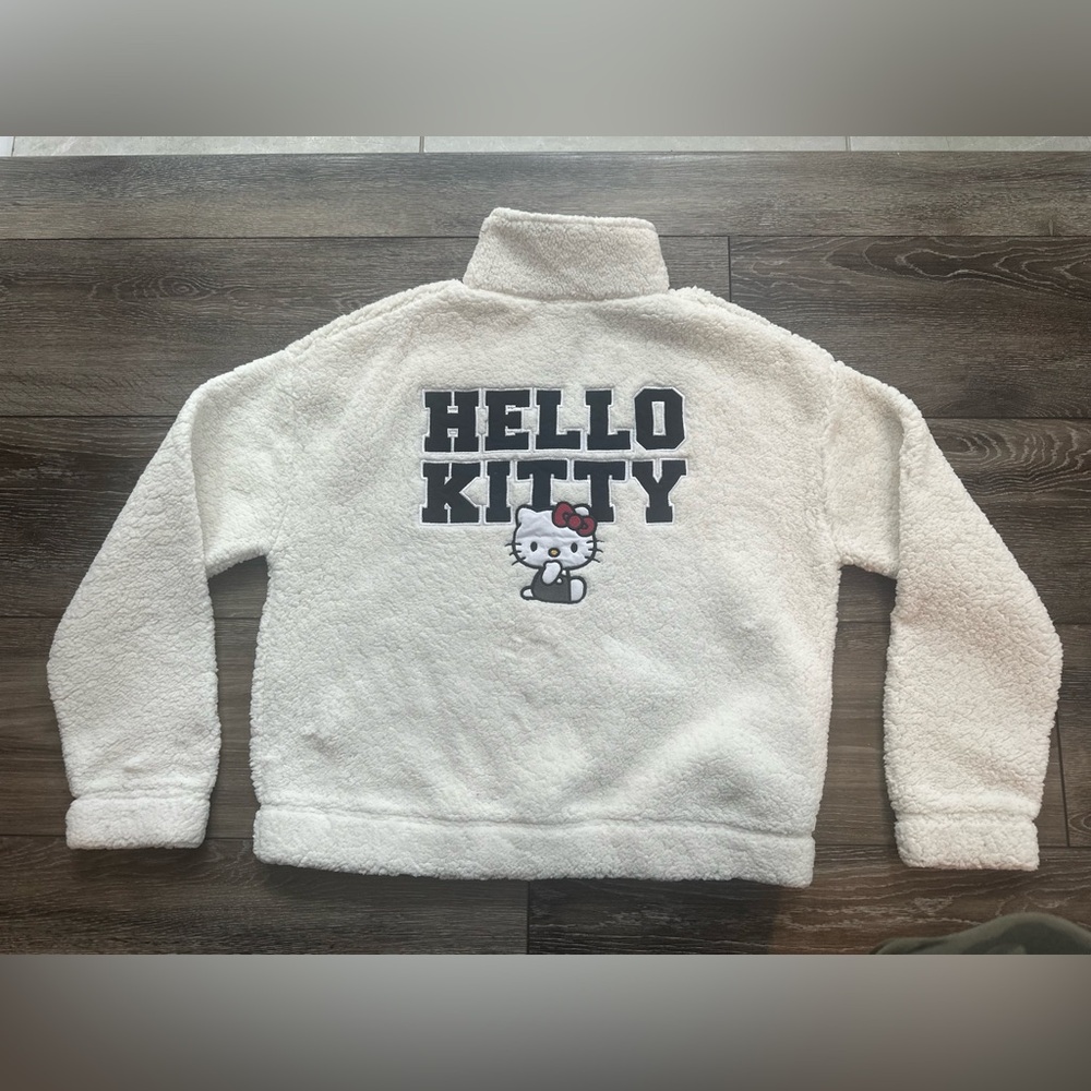 Hello Kitty White half zip pullover Sweater/ woman’s XL - Picture 12 of 13